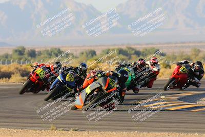 media/Nov-19-2023-CVMA (Sun) [[1f3d1b7ccb]]/Race 17 Amateur Supersport Middleweight/